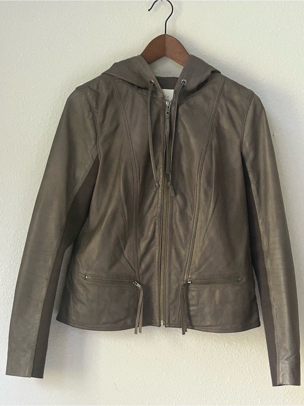 Genuine Grey Leather Women’s Motorcycle/Casual Zip-Up Jacket W/ Hood (Size S)